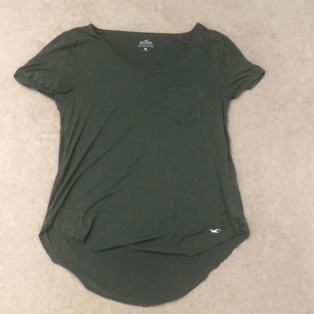 Hollister must have collection shirt